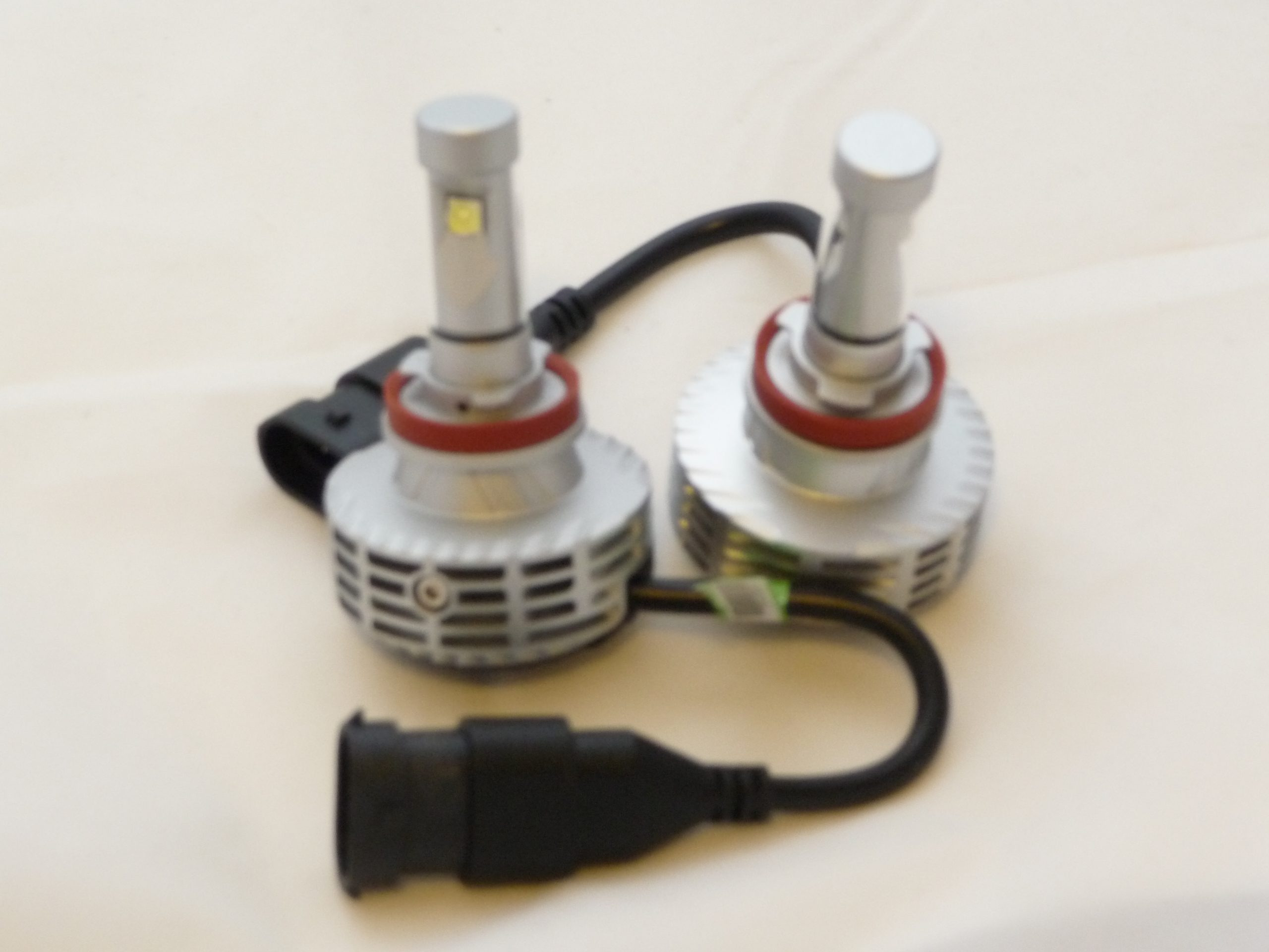 T10 LED Bulb replacement (Amber) Two bulbs – RedLine LumTronix Inc.